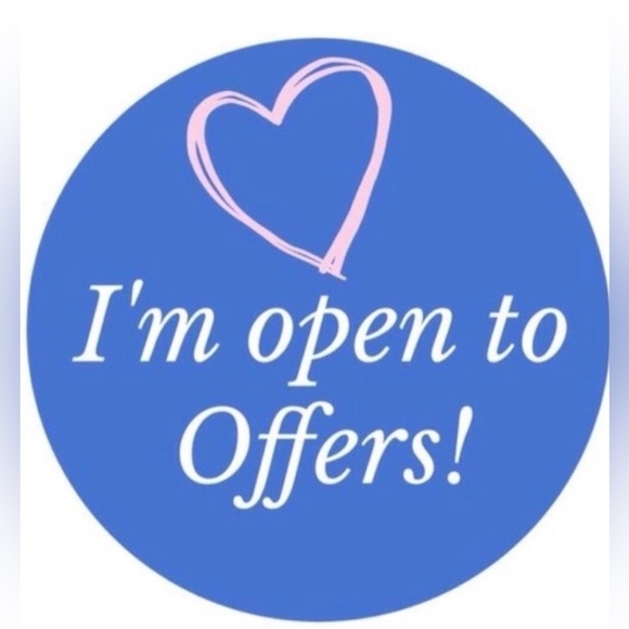 Multiples lace cover-up - Picture 5 of 5